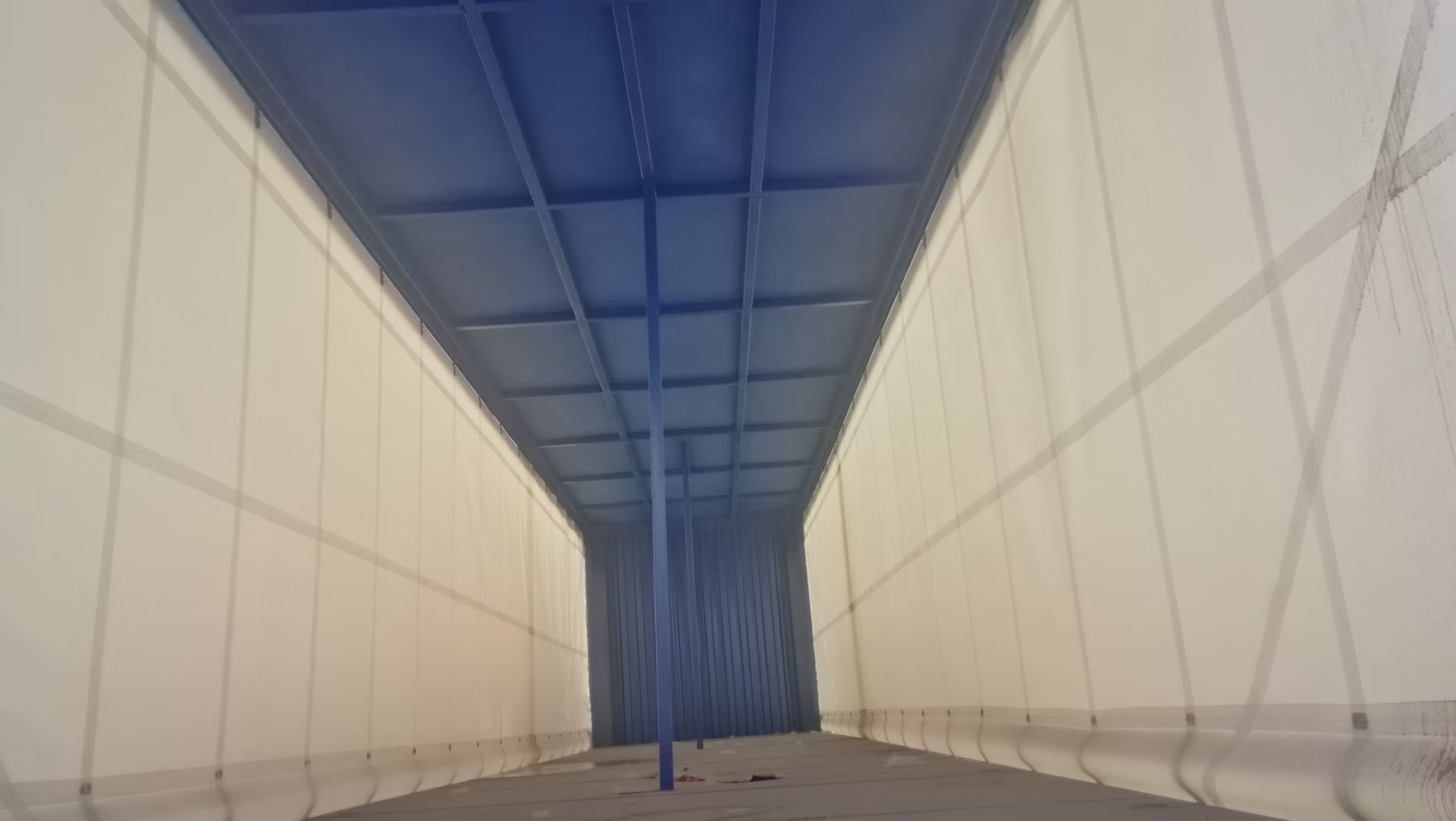 side curtain semi trailer