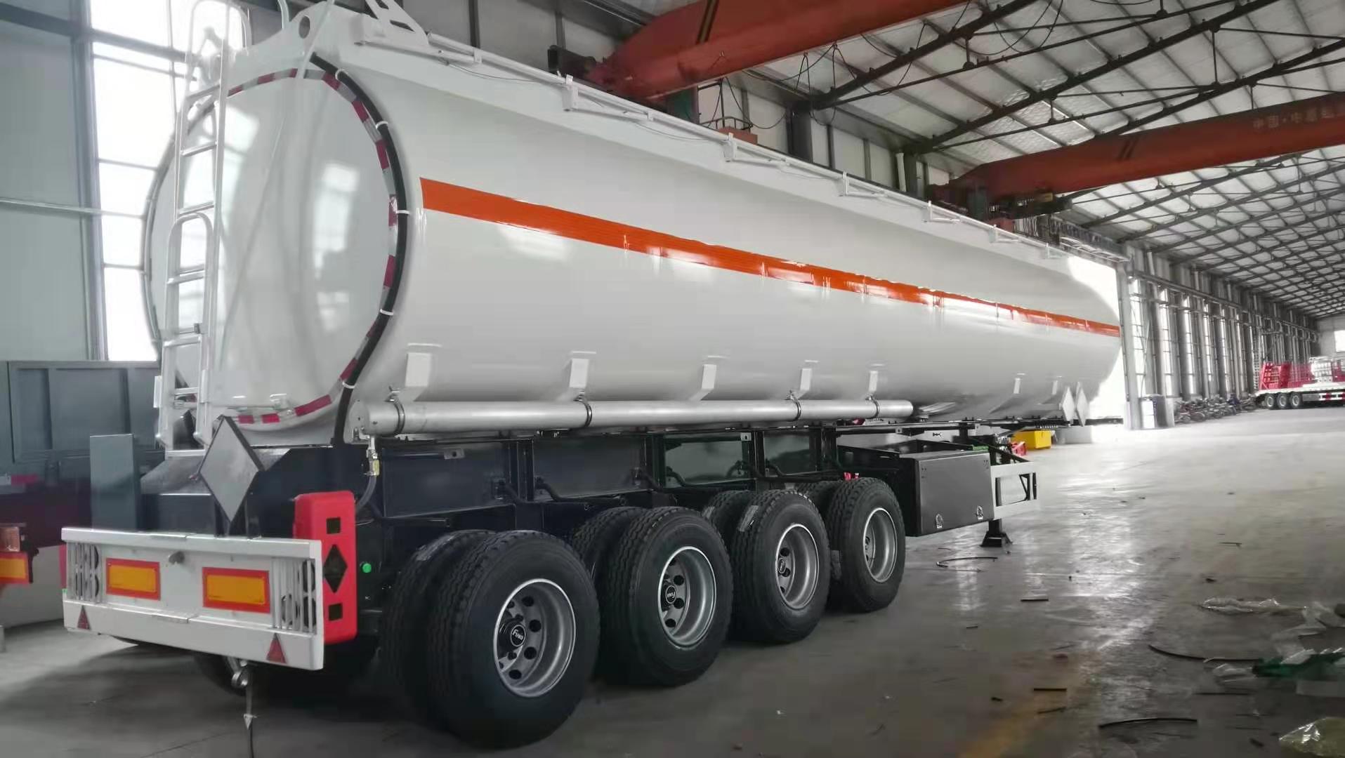 4 axles fuel tanker trailer